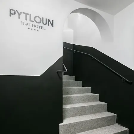 Apartmanhotel Pytloun Flat 4*