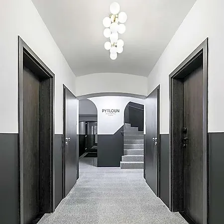 Pytloun Flat 4*
