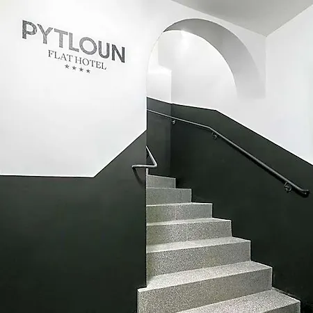 Pytloun Flat Aparthotel